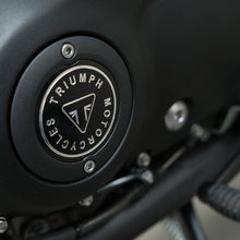 Carica l'immagine nel visualizzatore di Gallery, Stemma frizione logo Triumph, nero. A9610257
