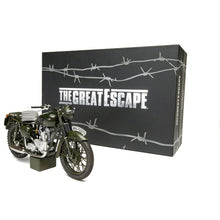 Carica l&#39;immagine nel visualizzatore di Gallery, Great Escape Triumph TR6 Trophy - 1:12 Scale MMOS23100
