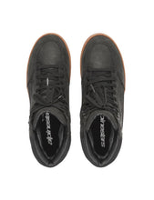 Carica l&#39;immagine nel visualizzatore di Gallery, Triumph Alpinestars® J-6 WP Shoes Black Gum MBTA22805
